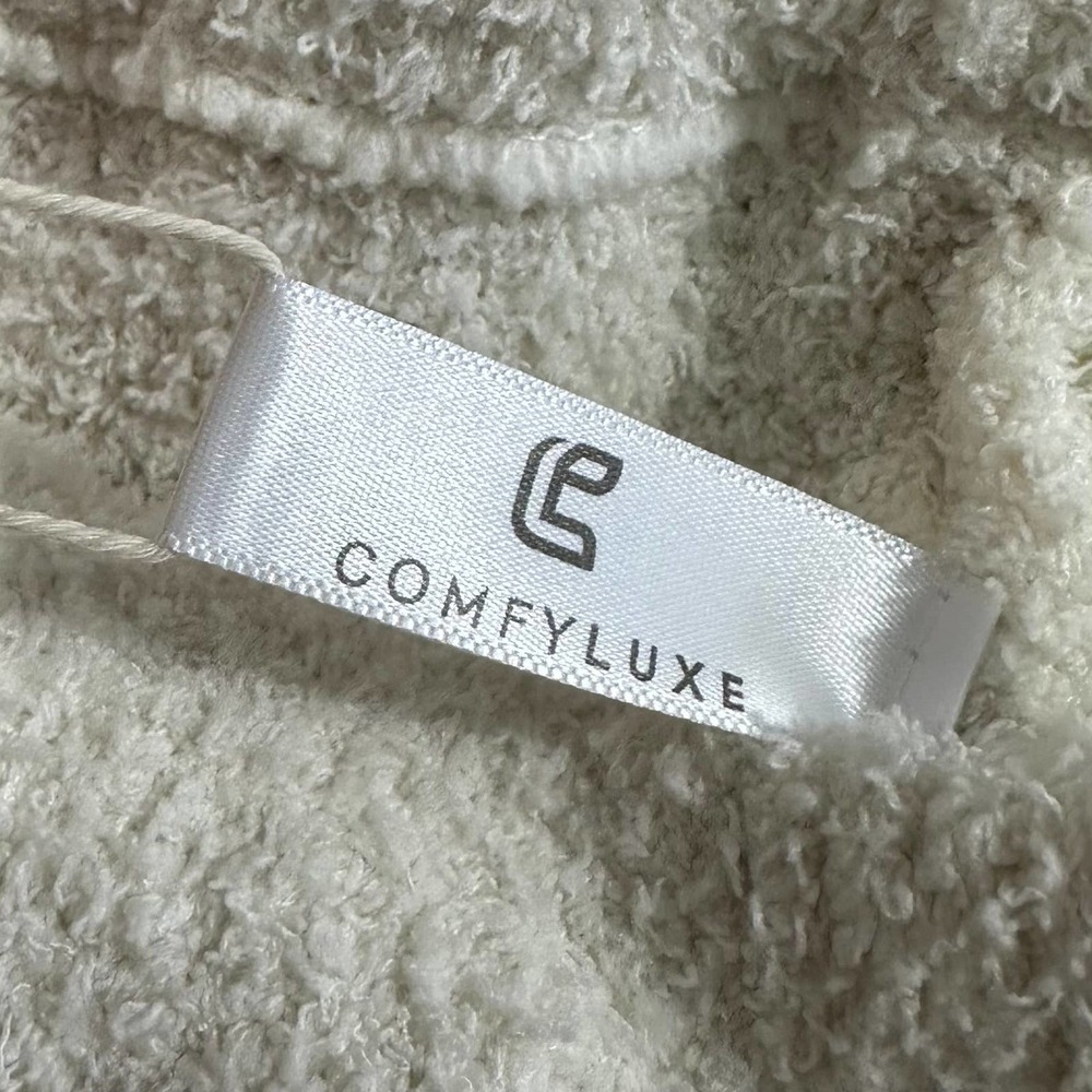 ComfyLuxe Women’s or Teens Long Sleeve Microfiber Soft Smiley Face Oversized M/L - Picture 11 of 11